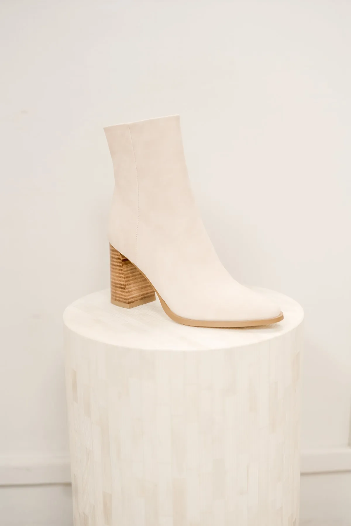 Billini Kaysen Boot in Coconut Nubuck