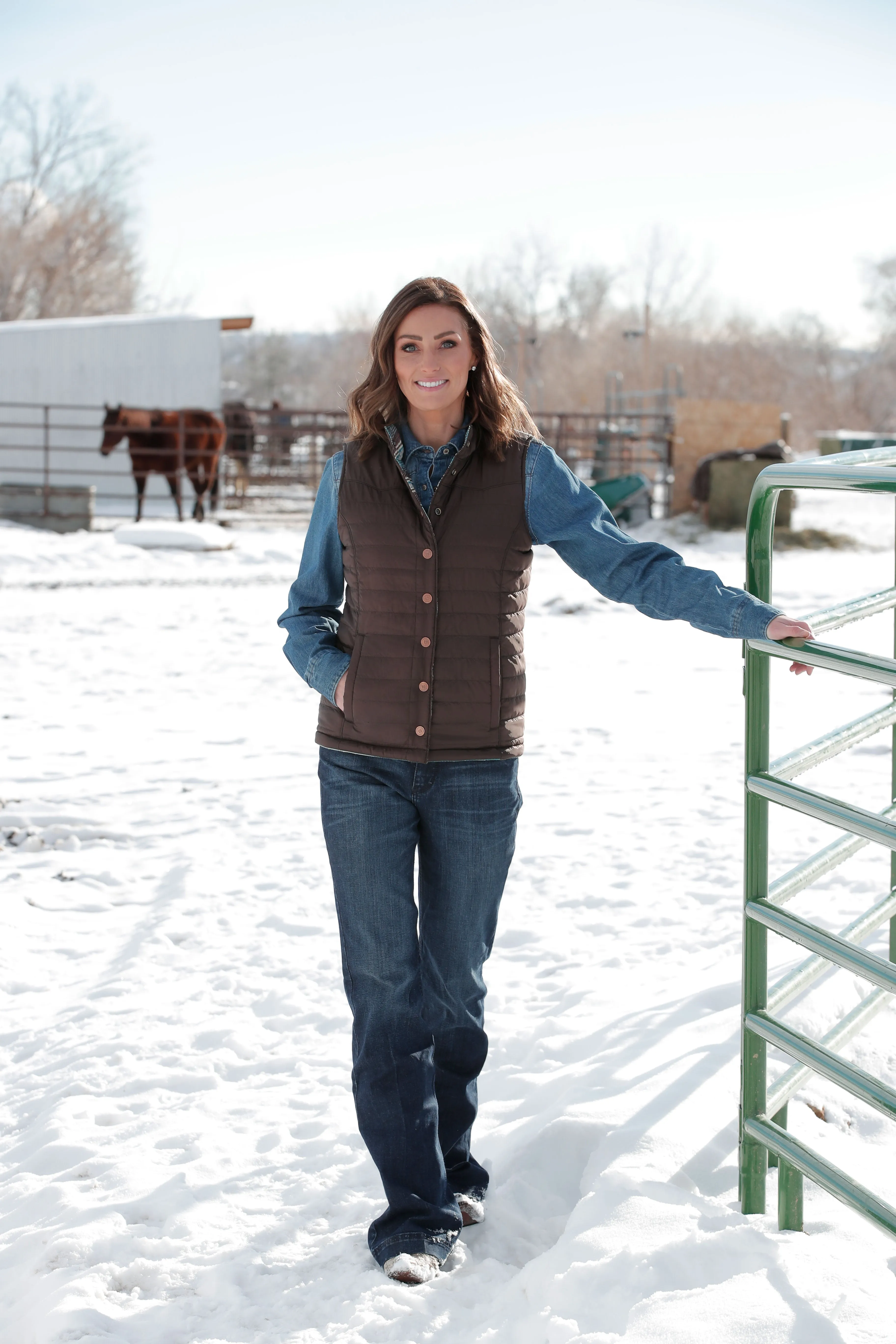 Cinch Women's Brown Quilted Reversible Vest