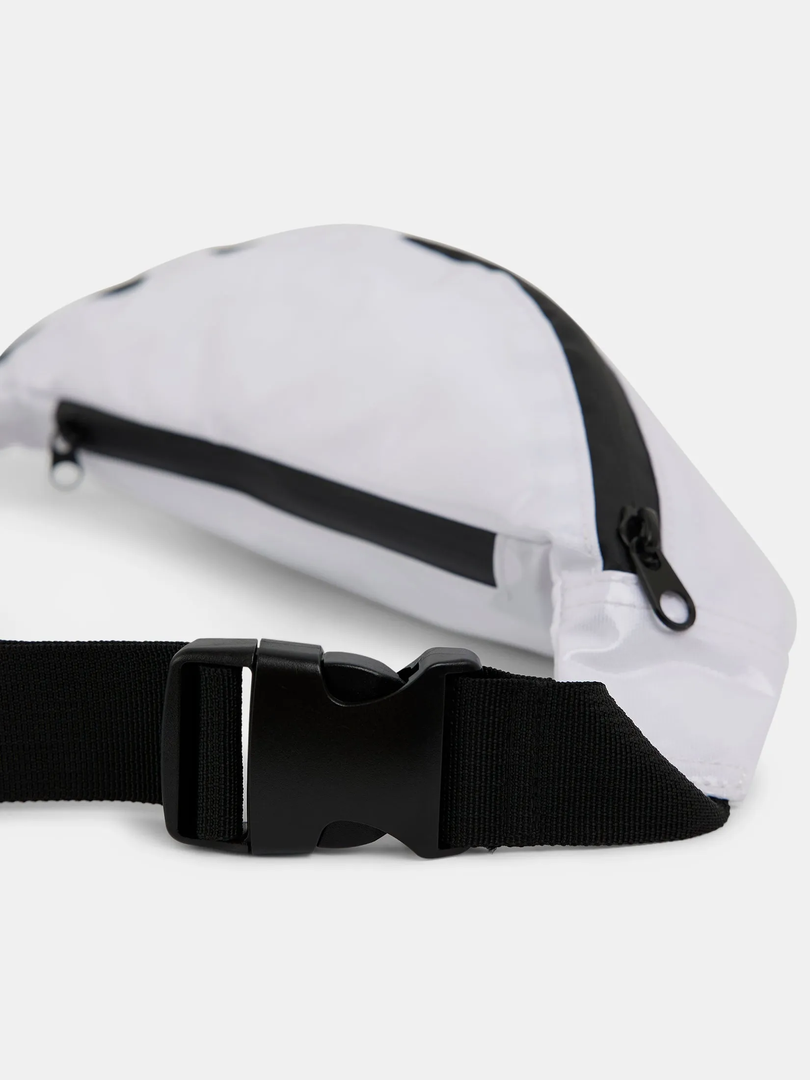 Dan Waist Bag / White