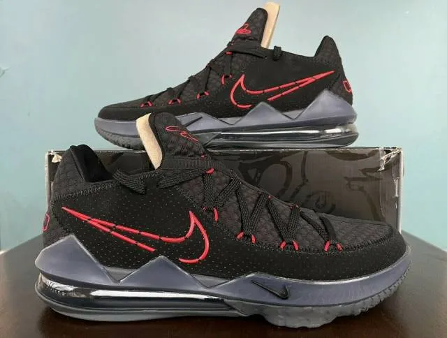 Nike LeBron 17 Low Bred