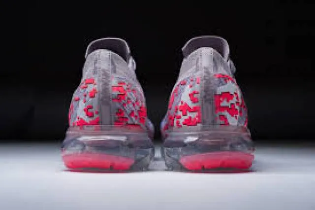 nike vapormax flynit