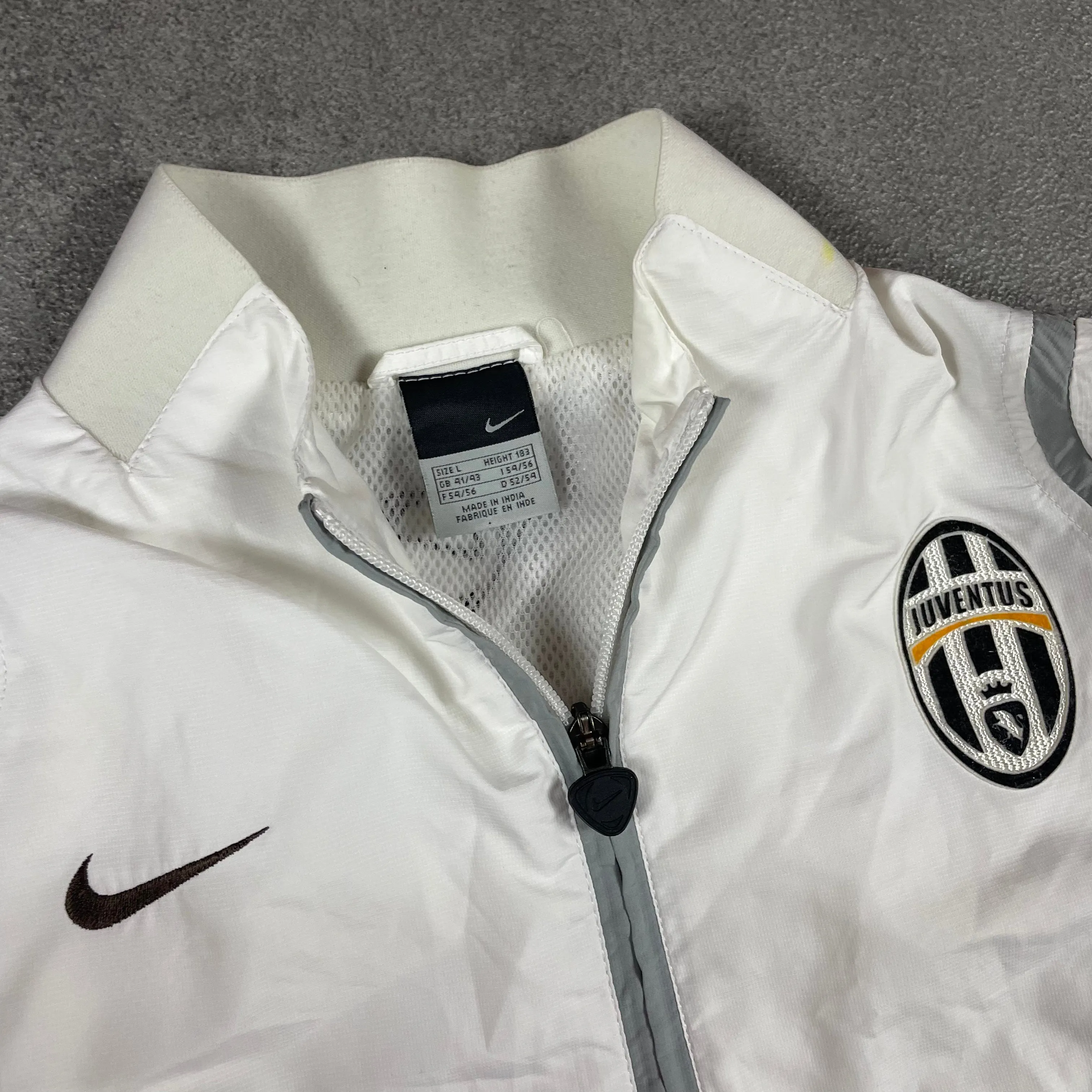 Nike x Juventus (L)