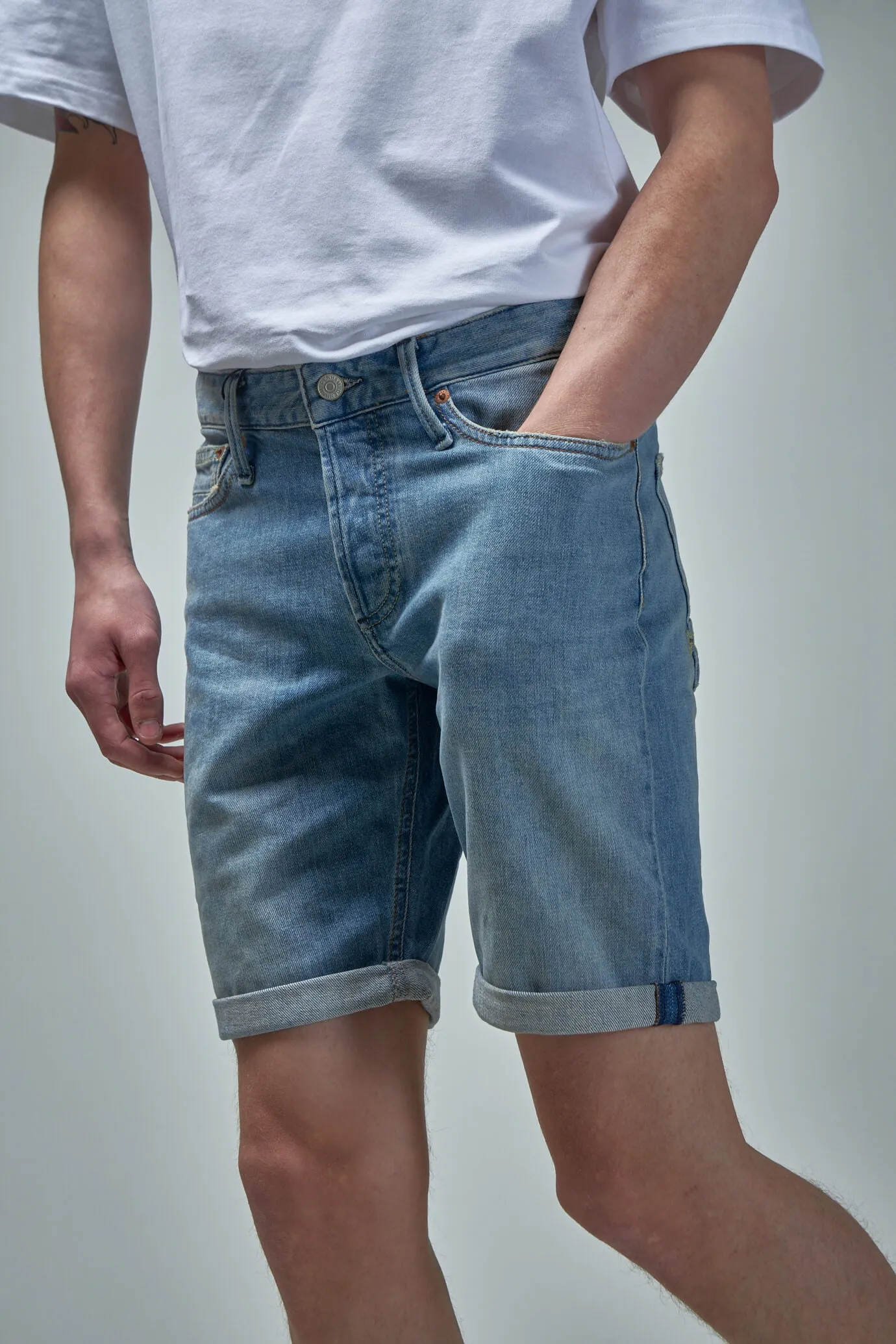 Razor Short AMR