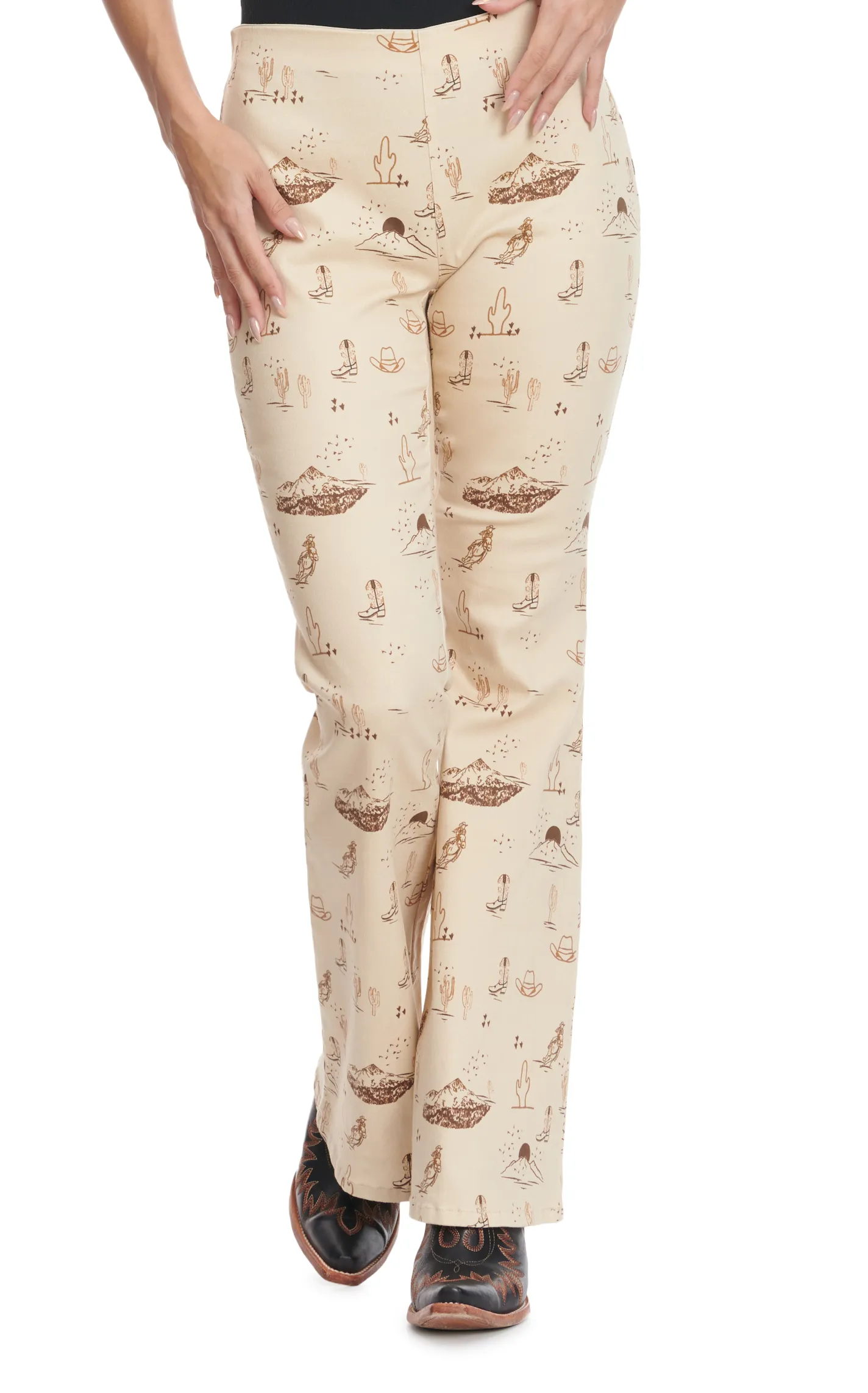 Rockin' C Women's Cream with Brown Western Print Boot Cut Pull On Jeans