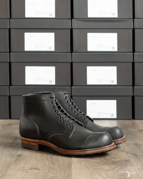 Service Boot - Black Waxed Horsebutt - 2040