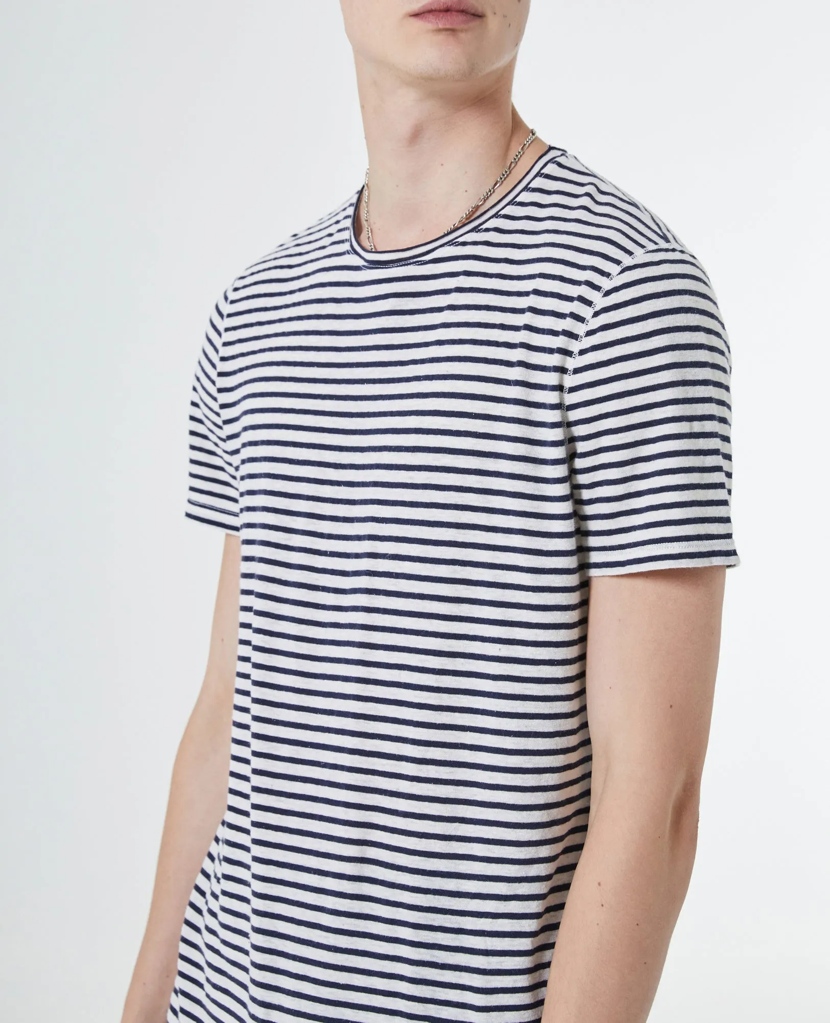     Theo Short Sleeve Crew   Short Sleeve Crew  