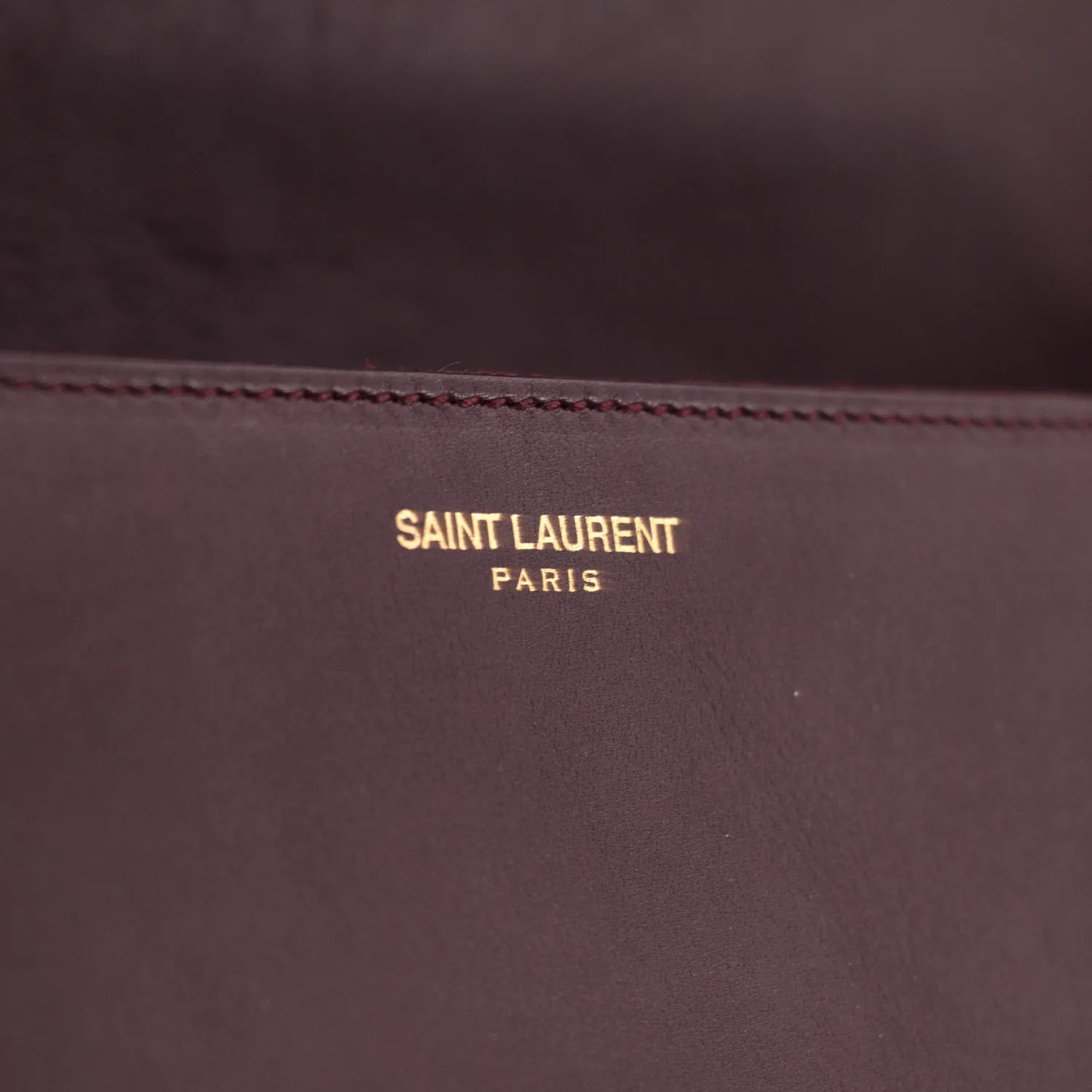 Yves Saint Laurent Lulu Medium Shoulder Bag